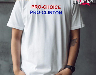Aubrey Plaza Wearing Pro Choice Pro Clinton T-shirt