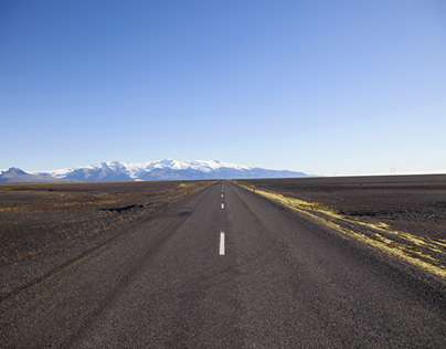 ICELAND -/ SOUTHERN ROADS