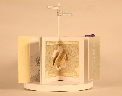 Pop-up interactive book. The Labyrinths of Time.
