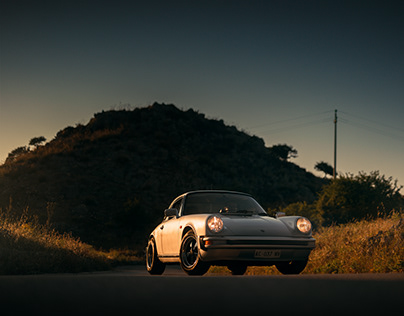 Porsche 911 - Pure Driving Pleasure