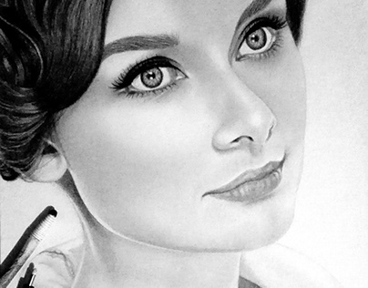 Audrey Hepburn Graphite