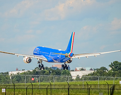 An ITA Airways A330 landing at IAD