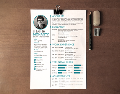 Simple Resume | Free Download | PSD available