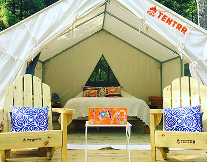Topo Pino Glamping | Caitlin Crowe