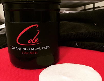 Cleansing Facial Pads with moisture for Men