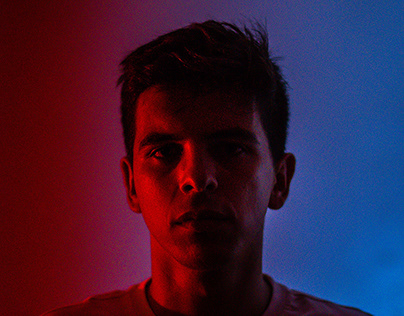 photoshoot w/ demure, on neon