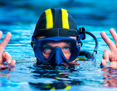 Social media posts for diving club