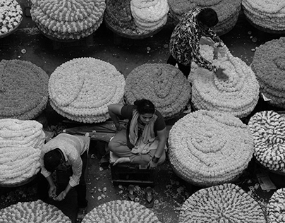 KR Market, Bangalore in Black and White