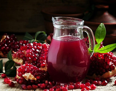 Improve Your Health With Pomegranate Juice & Tulsi Tea