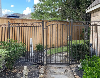 Elegant Wrought Iron Fencing solutions