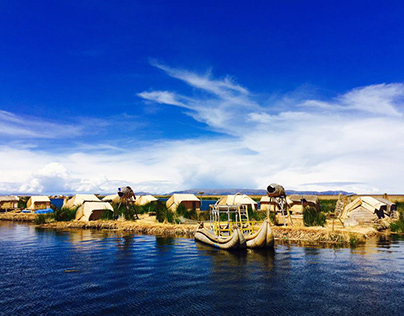 Isla de Los Uros - Lago Titicaca