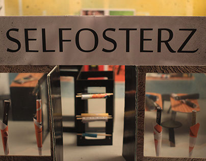 SELFOSTERS - THE POSTER STORE