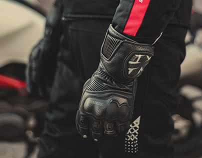 Grid Full Gauntlet Gloves | ViaTerrra