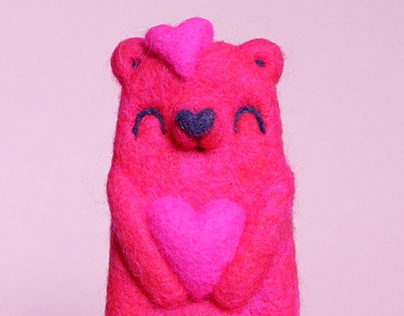 Popsicle Bear - Full of Love, needle felted Art Toy