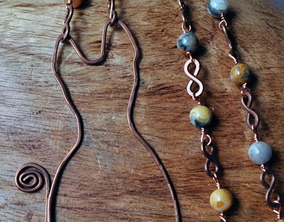 Copper & Moukite Wire Cat Necklace