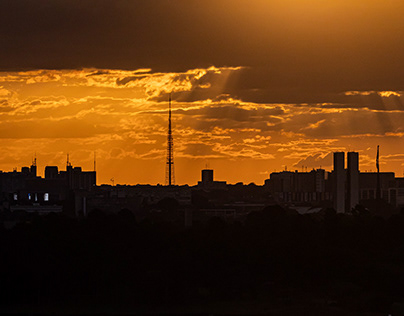 Belo pôr do sol em Brasília