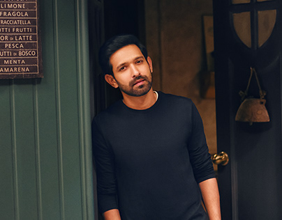 Vikrant Massey for Damensch campaign July 2022
