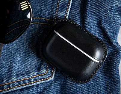 Brom Leather Goods - AirPods Case