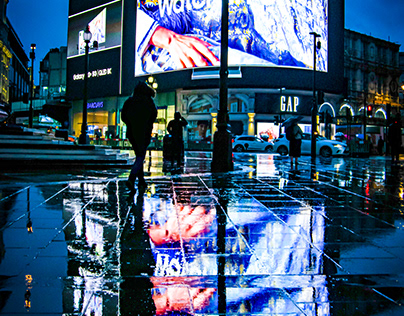 Picadilly Circus in Rain