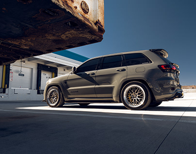 JEEP TRACKHAWK shot for FERAL INDUSTRIES