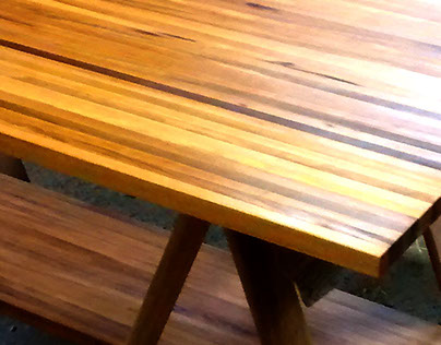 Mesa em madeira