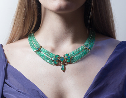 emerald necklace with gold and enamel