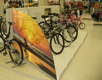 Mobile display for bike brand Caloi at Centauro stores