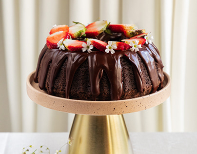 Vanilla Bundt Cake Recipe | Recipe | Vanilla bundt cake recipes, Bundt cake  decorations, Edible flowers cake