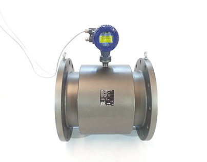Raw Product Photography: Electromagnetic Flowmeter 300