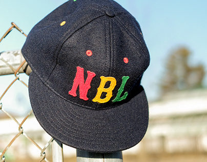 Vintage-inspired No Brand Logo Baseball Cap