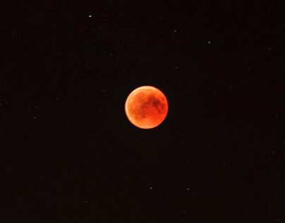 czerwony księżyc