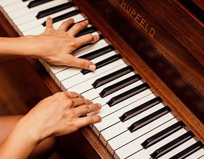 How to Improve Piano Playing Skills for all Levels