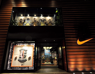 Nike Retail - Tiempo 5