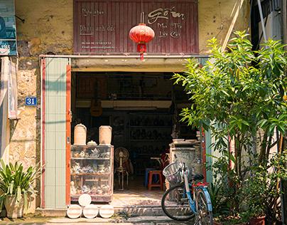 Làng gốm Bát Tràng (Bat Trang village)