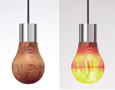 Light Bulbs In The Hands Of Designers (article)