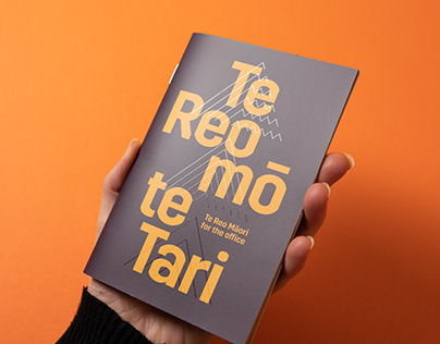 Te Reo mō te Tari booklet