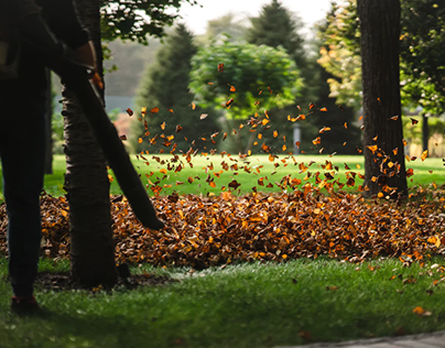 What To Look For in the Best Industrial Leaf Blower