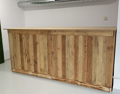 Reclaimed wood Bar