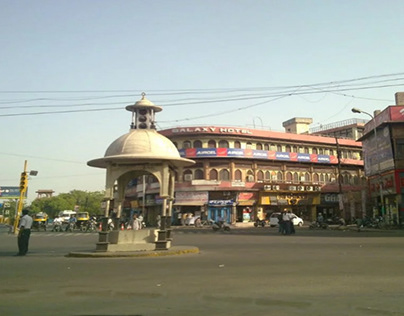 Commercial Building In Nai Sadak
