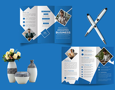 Simple creative business brochure design
