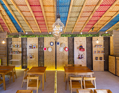Café Galería Intiñan - Furniture and Interior design