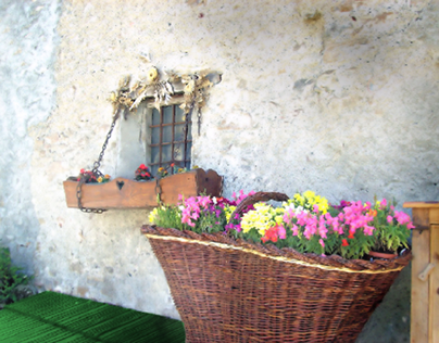 Windows and Flowers-Souze d'Oulx, Piemonte, Italy-