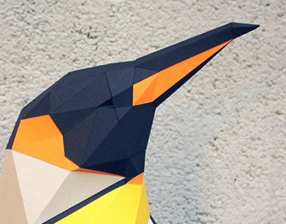 Lowpoly paper penguin