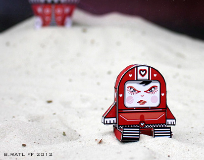Queen of Hearts with Rocket Ship Paper Toy