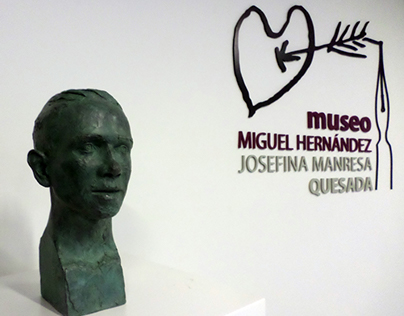  "For freedom" bronze portrait of Miguel Hernández