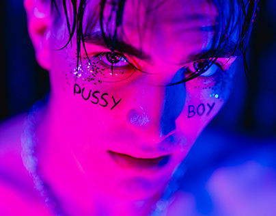 Обложка трека Pussy Boy