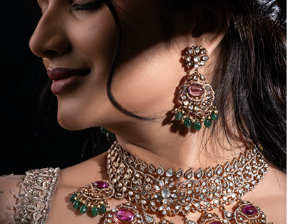 Project thumbnail - Jewellery promotion shoot
