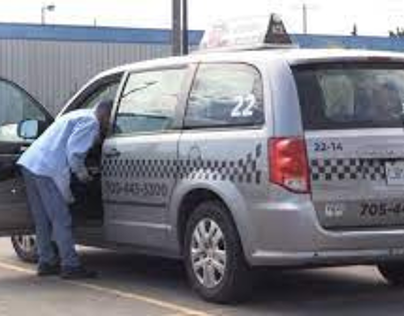 Collingwood airport taxi