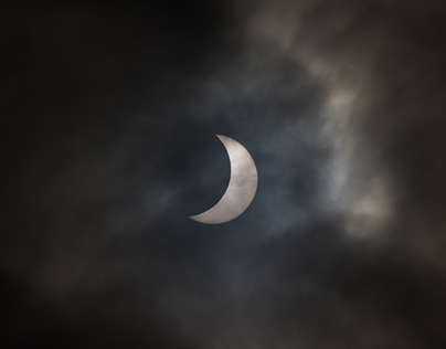 Solar Eclipse - Time Lapse