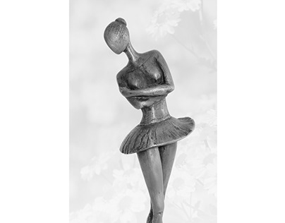 Ballerina sculpture woman ballet dancer metal sculpture